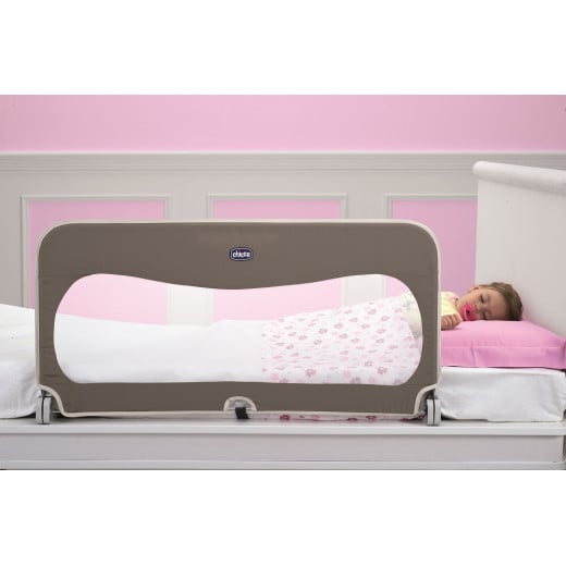 واقي سرير الأمان الجديد للنوم من شيكو (135 سم)