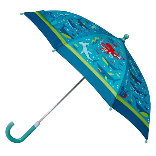 مظلة متغيرة اللون، بتصميم القرش من ستيفن جوزيف