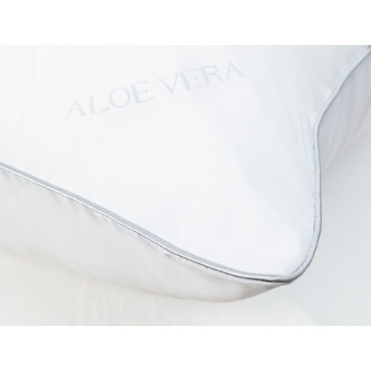 Madame Coco Aloevera Pillow