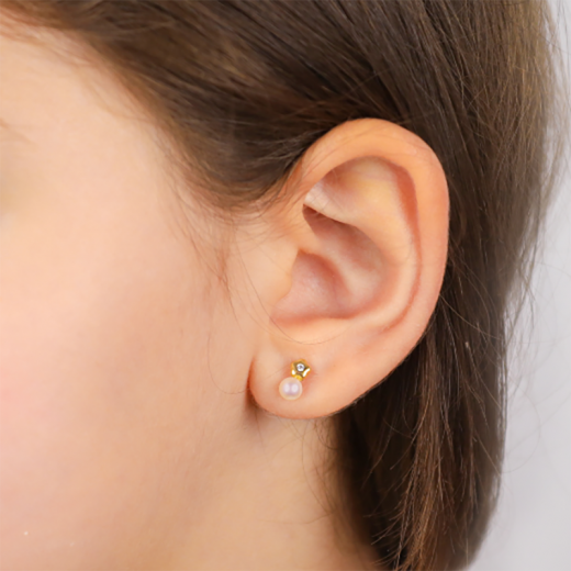 pearl and flower gold stud earrings with cubic zircon